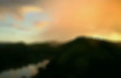 Jadi Spot Favorit Liburan Ernest Prakasa, Simak Pesona Alaminya Lokasi Wisata Pantai Puru Kambara dan Morinda Lambanapu di NTT
