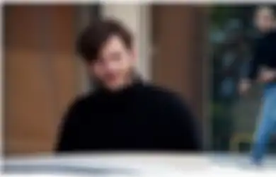 Ini Dia Steve Jobs Muda Versi Ashton Kutcher