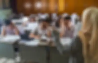 Pelajar Lelah Ngadepin ”Monster” Setiap Hari!
