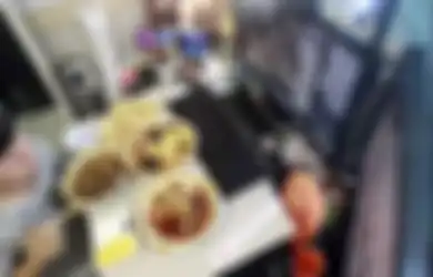 Mengenal Moekbang: Profesi yang Cuma Makan Doang Tapi Gajinya Gede