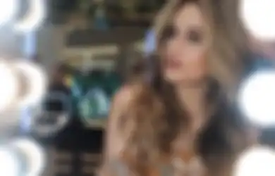 Punya Hobi Hiking, Cinta Laura Suka Cowok Bugar dan Atletis