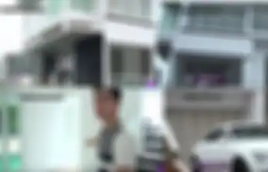 Ini Dia Rumah Baru Verrel Bramasta yang  Bergaya Monokrom