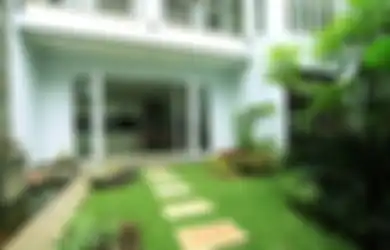 Selain Pakai Bunga, Ini Tips Mempercantik Taman di Rumah