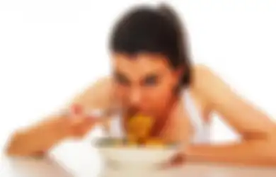 Sedang Diet? Jauhi 7 Makanan yang Membuat Perut Makin Lapar Ini