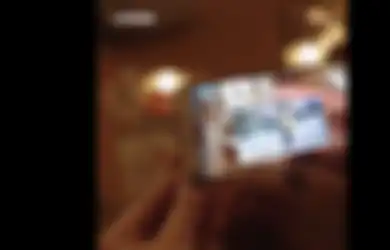 Alat Ini Membuat Ponsel Bisa Mencetak Foto Polaroid dari Video serta Memainkan Ulang Video Tersebut