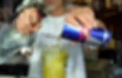 Jangan Coba-coba Mencampur Alkohol dengan Minuman Berenergi!