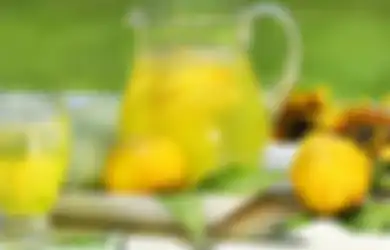 Stres? Coba Redakan dengan Air Lemon!