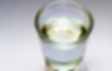 Inilah Alasan Anda Harus Minum Air Putih Saat Bangun Tidur