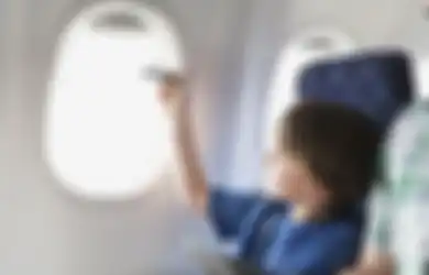 Tips Melakukan Perjalanan Mudik dengan Pesawat Bersama Anak
