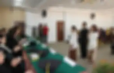 Kisah Lies Mariani yang Sembuh dari Kanker lalu Membuat Ramuan Antikanker