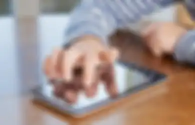Kiat Melindungi Anak dari Pengaruh Negatif Gadget