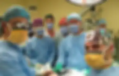 Pasangan Hamil, Bukti Berfungsinya Penis Hasil Transplantasi