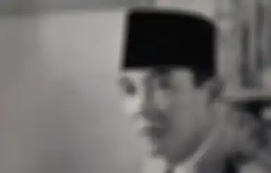Dari Soekarno Sampai Si Unyil, Bagaimana Peci Menjadi Ikon Nasional