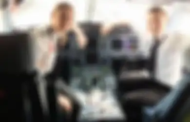 Perempuan Ini Resmi Menjadi Kapten Pesawat Komersial Termuda di Dunia