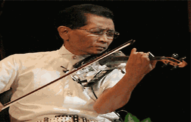 Idris Sardi, Mencintai Indonesia dengan Musik