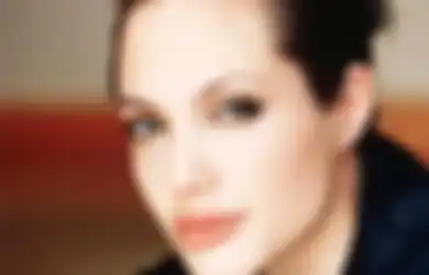 Wanita Ini Jalani 50 Operasi Plastik Demi Menjadi Angelina Jolie, Hasilnya 'Menyeramkan'