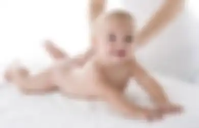 Tak Perlu Panik saat Bayi Cegukan, Ini Cara Efektif Mengatasinya