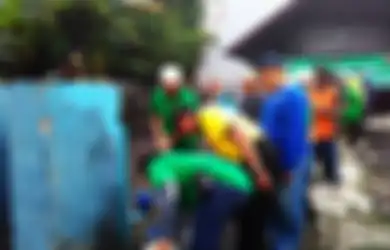 Respek! Relawan Pembersih Masjid Bantu Rapikan Gereja Oikumene Samarinda