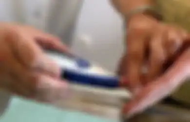 Kendalikan Diabetes Dengan Rutin Cek Gula Darah Mandiri