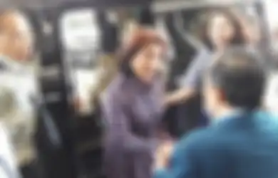Beri Kuliah Umum di ITB, Menteri Susi Langsung Minta Maaf karena Pakai Sandal. Ini Alasannya!