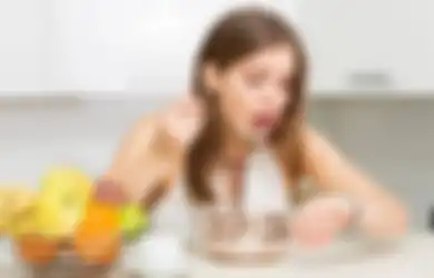 Suka Makan Dengan Cepat? Hati-hati, Anda Bisa Terkena Empat Masalah Ini