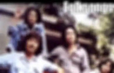 Momen Kembalinya Sang Legenda Koes Plus ke Panggung Musik Indonesia Pasca Meninggalnya Tonny