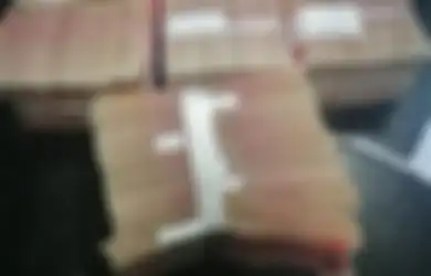 Salut dan Layak Dicontoh, Petugas Kebersihan Jujur Ini Kembalikan Uang Ratusan Juta yang Ditemukan di Kamar Hotel