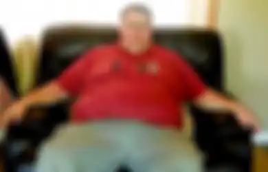 Pria Berbobot 190 kg Ini Berhasil 'Membuang' Setengah Berat Badannya, Lihatlah Penampilannya Sekarang