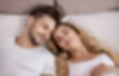 Kebiasaan Tidur Pada Pasangan Berikut Bikin Hubungan Bahagia!