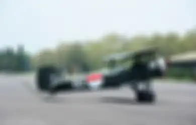 Hanya Bermodal Nekat dan Pesawat Rongsokkan, Pilot TNI AU Ini Berhasil Gelorakan Semangat Bangsa