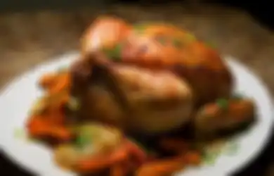 Di Abad Pertengahan, sebagai Makanan Mewah Ayam Dipukuli hingga Babak Belur Sebelum Dimasak dan Disantap