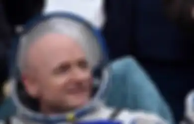 Tinggi Badan Astronot Scot Kelly Bertambah 5 Cm Setelah Tinggal 340 Hari di Luar Angkasa