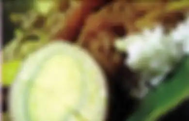 Nasi Ayam Bu Wido, Pakai Santan Kental dari Kelapa Tua