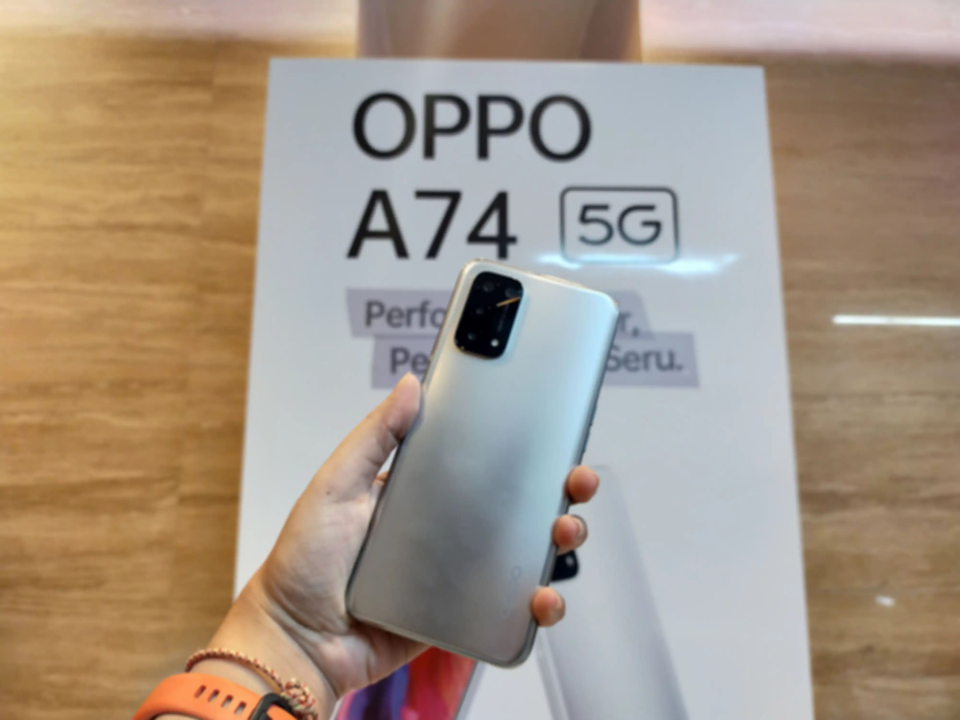 OPPO A74 5G bisa menjadi hp untuk uji coba jaringan 5G Telkomsel.
