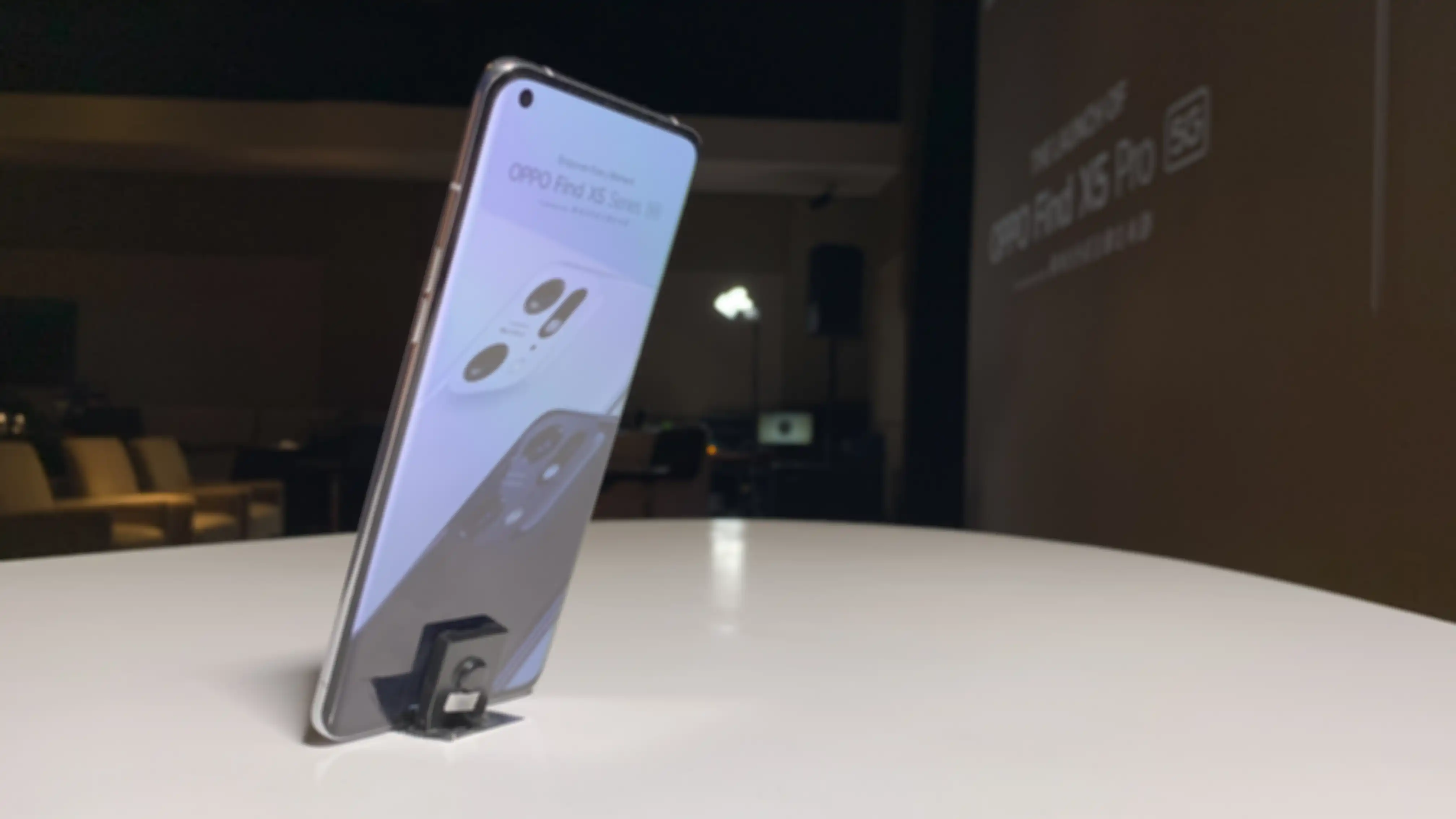 Layar OPPO Find X5 Pro 5G 
