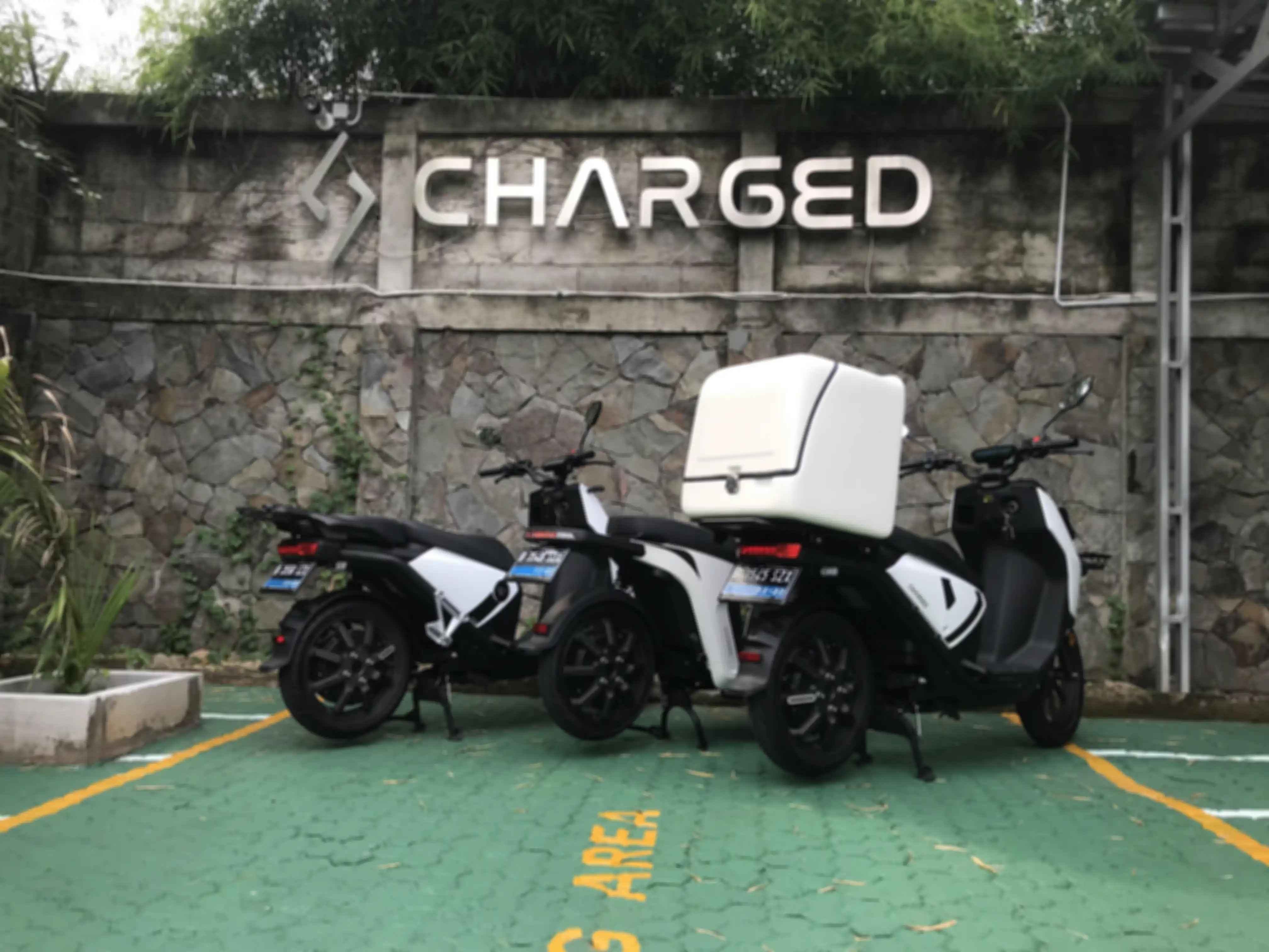Charged Indonesia resmi luncurkan 3 model motor listrik bernama Charged Anoa, Charged Rimau dan Charged Maleo 