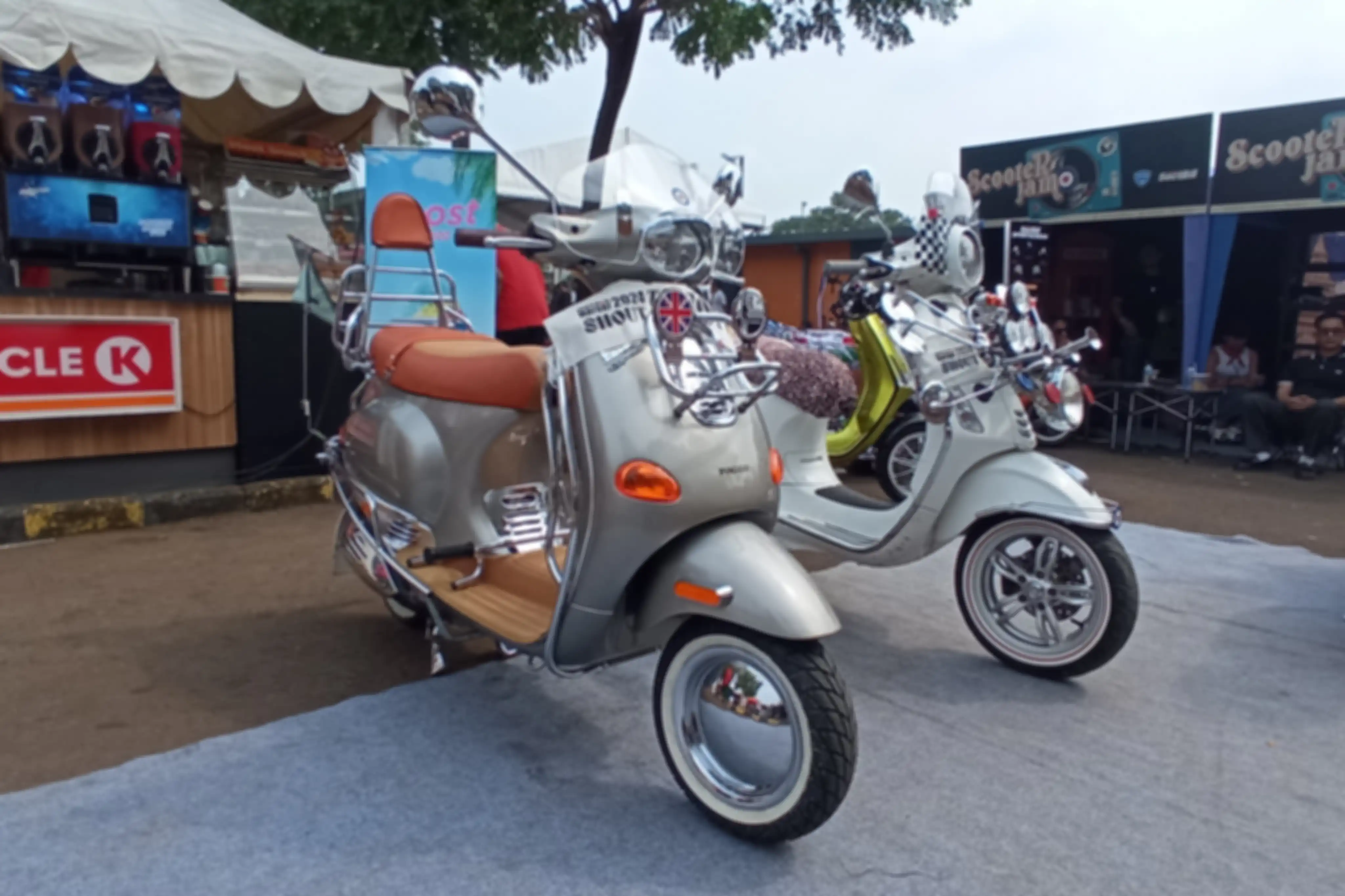 kontes modifikasi Vespa matic mods. 