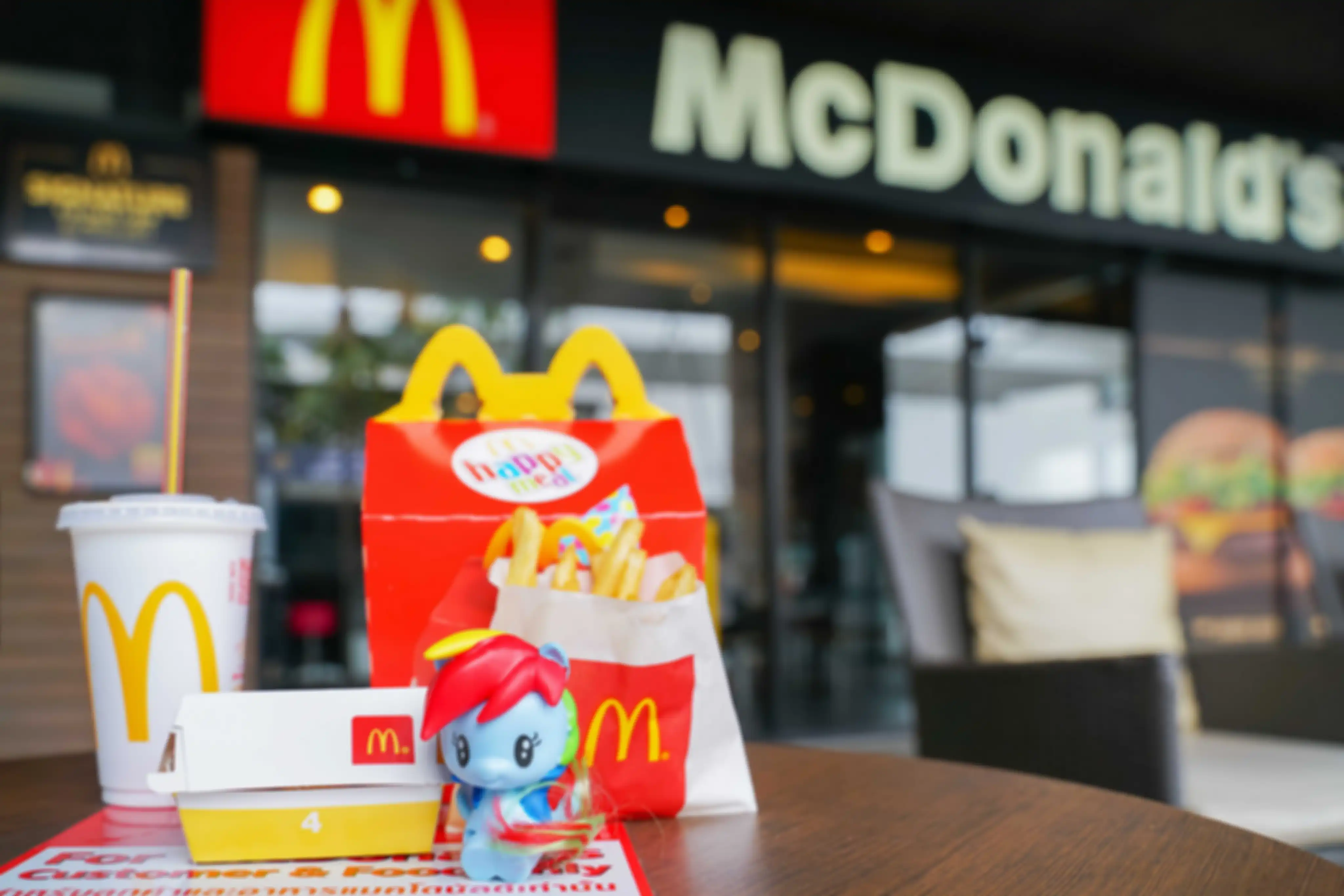 Paket Happy Meal McDonalds