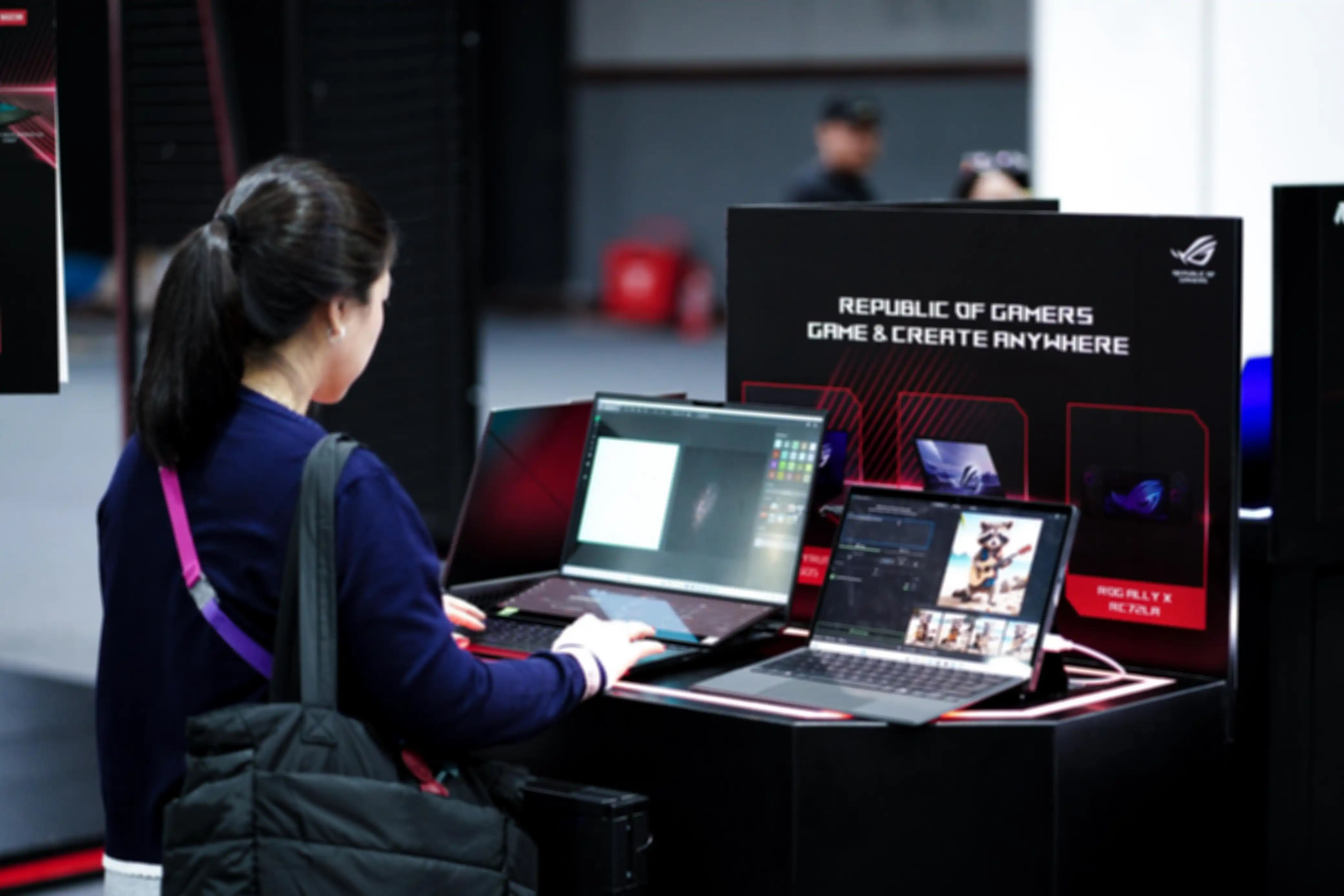 Laptop ROG di HoYo Fest 2025 Surabaya