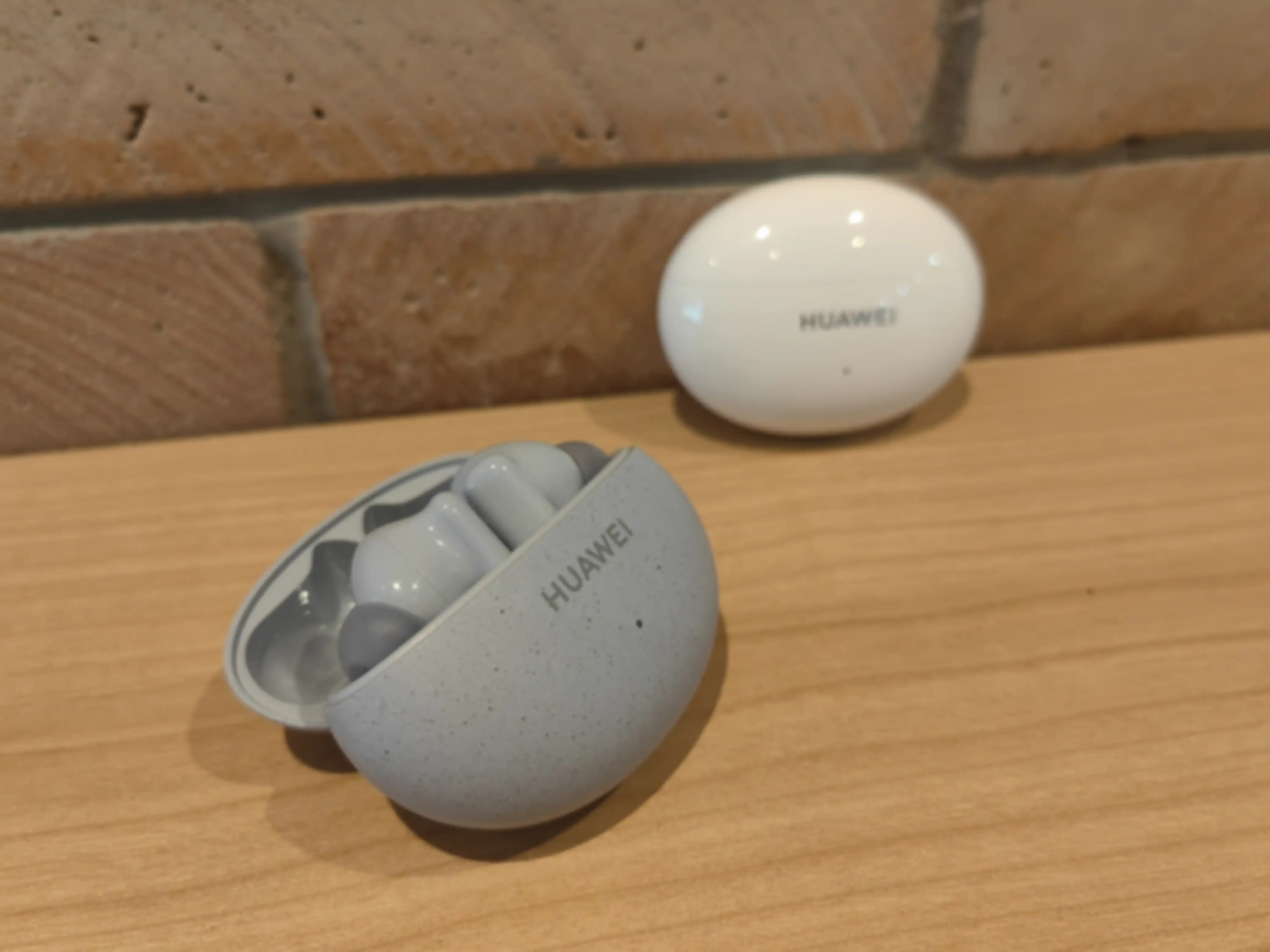 Desain Huawei FreeBuds 5i