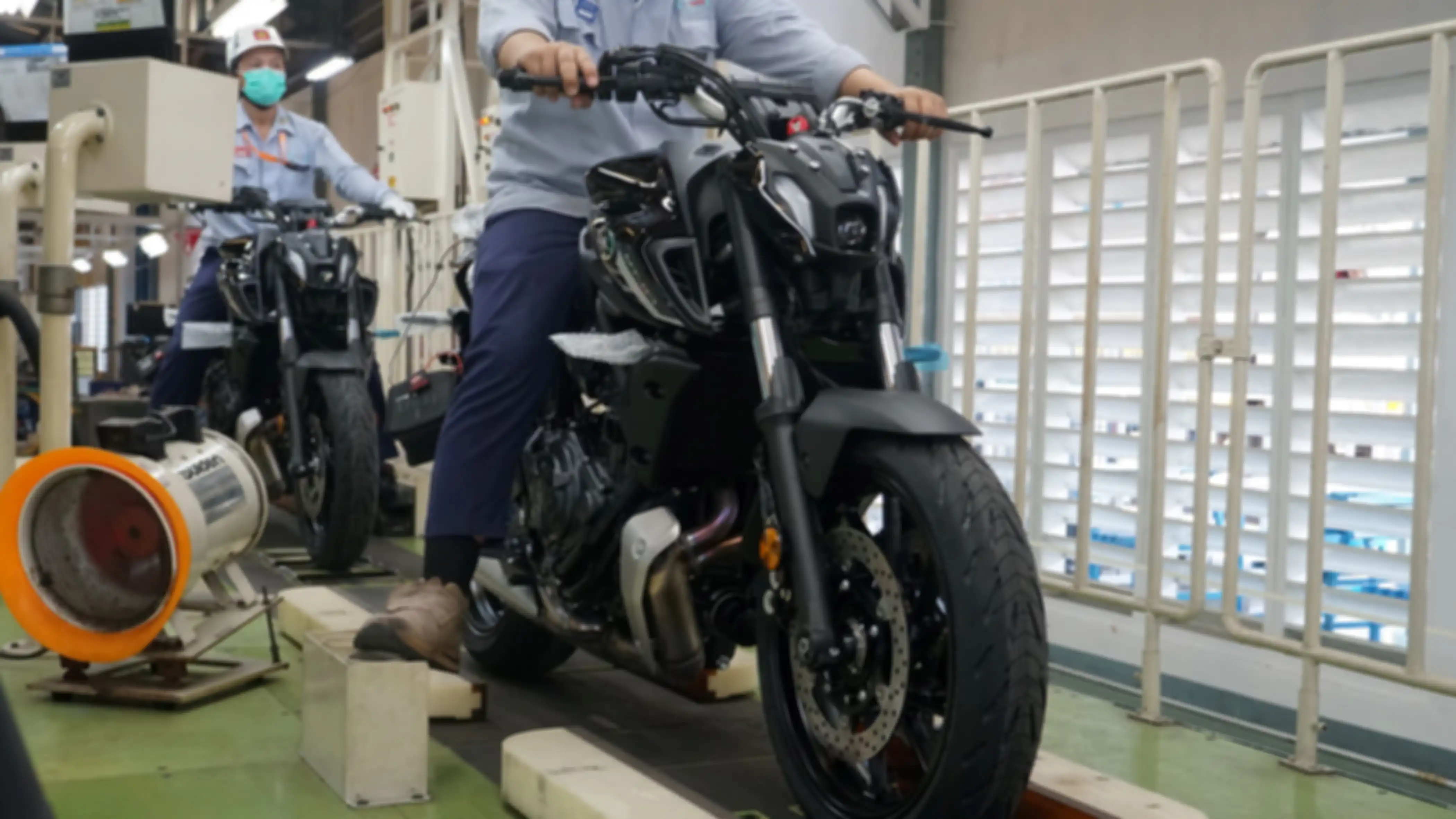 Yamaha MT-07 yang selesai dirakit dan dalam tahap pengujian. 