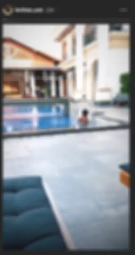 Sule unggah video di kolam renang, ternyata isinya seperti berada di waterbom! 