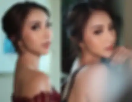 Makeup Clairine Clay di hari pertunangannya dengan Joshua Suherman.