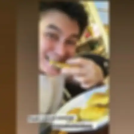 Baim Wong menikmati bisnis roti milik Ressa Herlambang, mantan pacar Nia Ramadhani