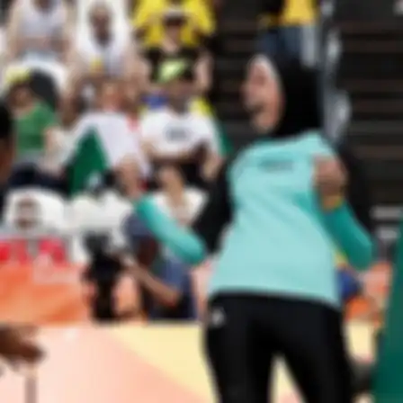 Doaa Elghobashy, pemain voli pantai berhijab asal Mesir in menjadi sorotan saat berlaga di Olimpiade. 