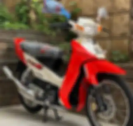 Yamaha F1ZR Marlboro Edition.