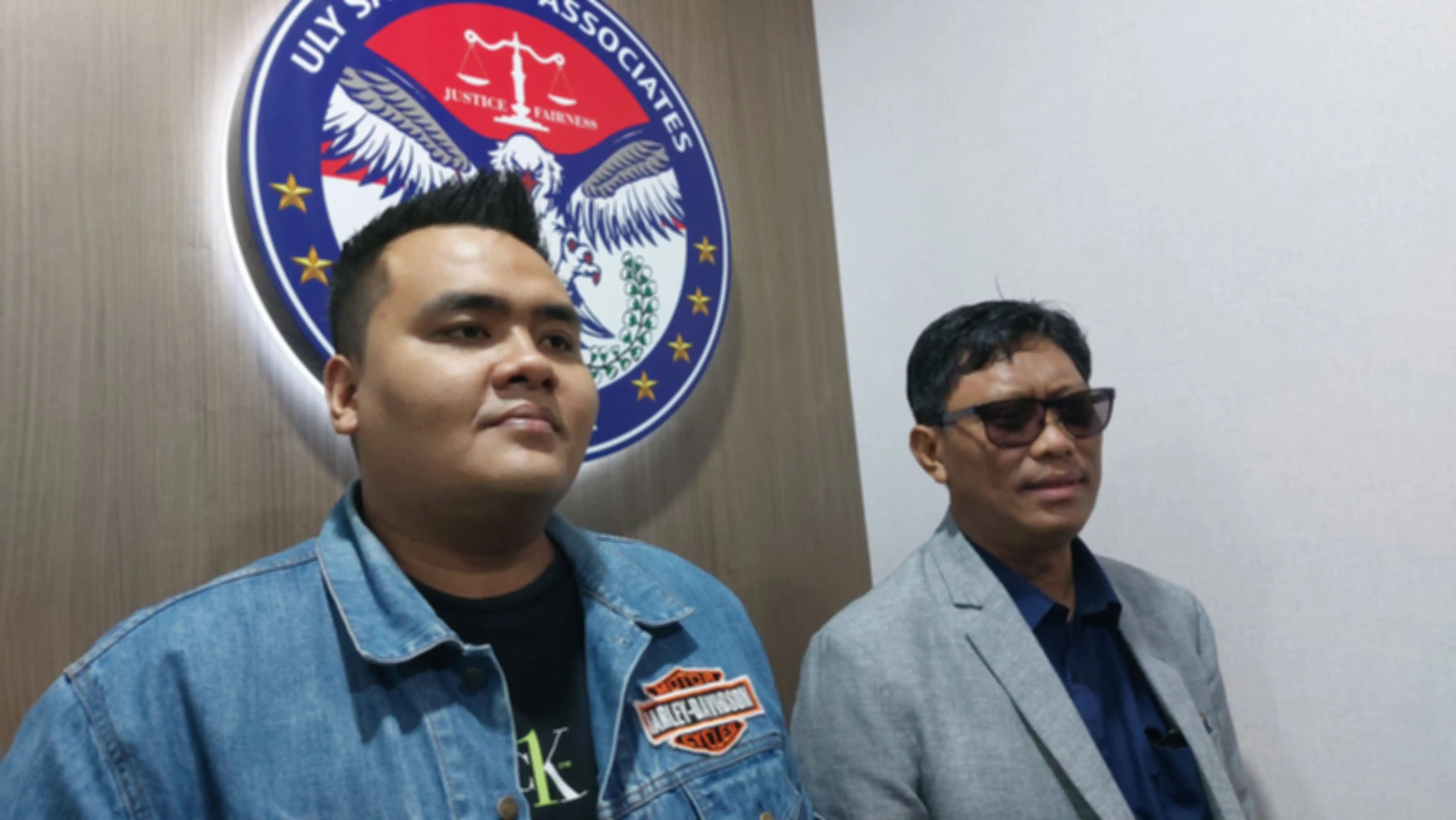 Kuasa Hukum Dito Mahendra, Yafet Rissy, saat ditemui Grid.ID di kawasan Senopati, Jakarta Selatan, Sabtu (25/6/2022).