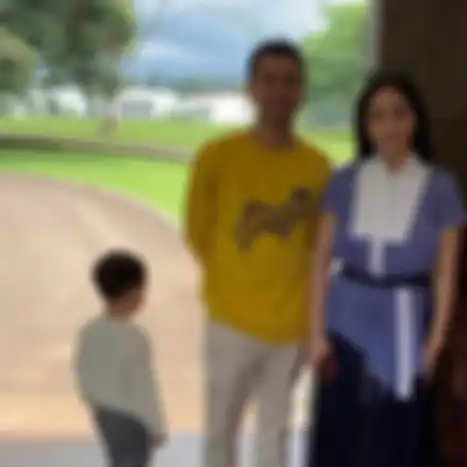 Raffi Ahmad dan Nagita Slavina berkesempatan mengunjungi Presiden Jokowi dan Jan Ethes