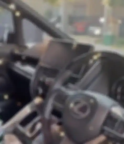 Mobil baru Benny Jannah