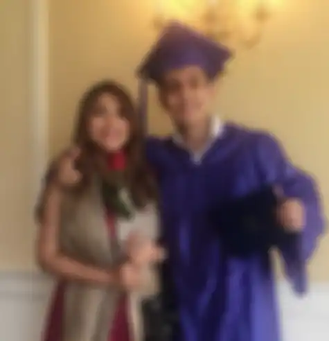 Sarah Azhari dan Albany Ray